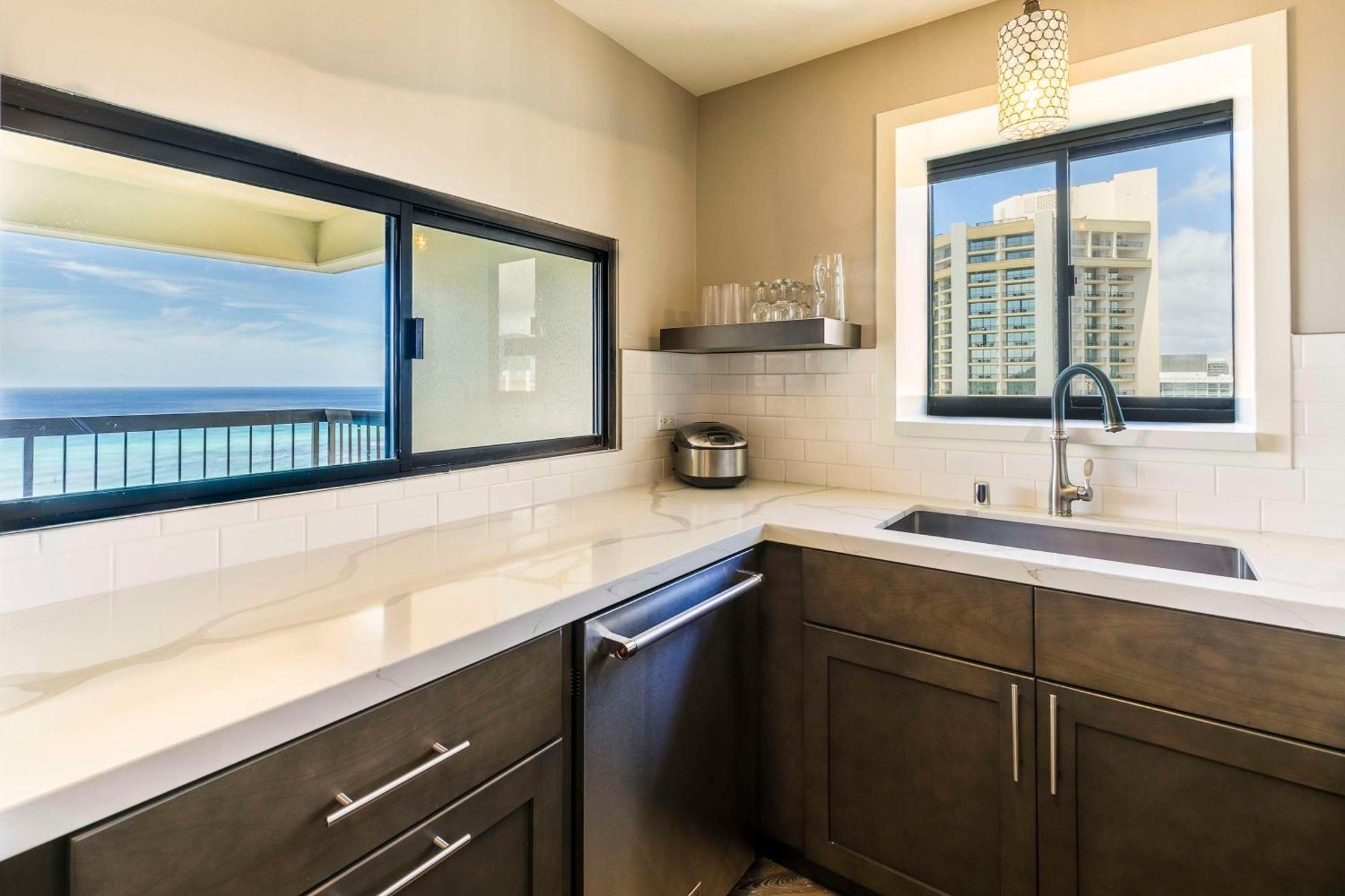 Aston Waikiki Beach Tower Гонолулу Екстер'єр фото Kitchen