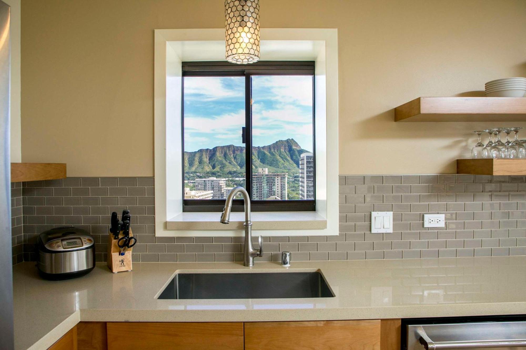 Aston Waikiki Beach Tower Гонолулу Екстер'єр фото A kitchen with a single-bowl sink