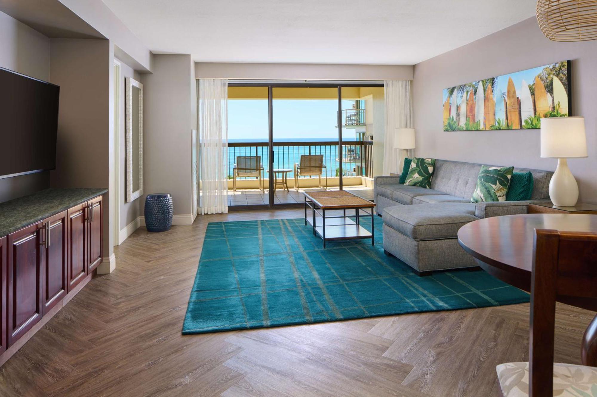 Aston Waikiki Beach Tower Гонолулу Екстер'єр фото Living room